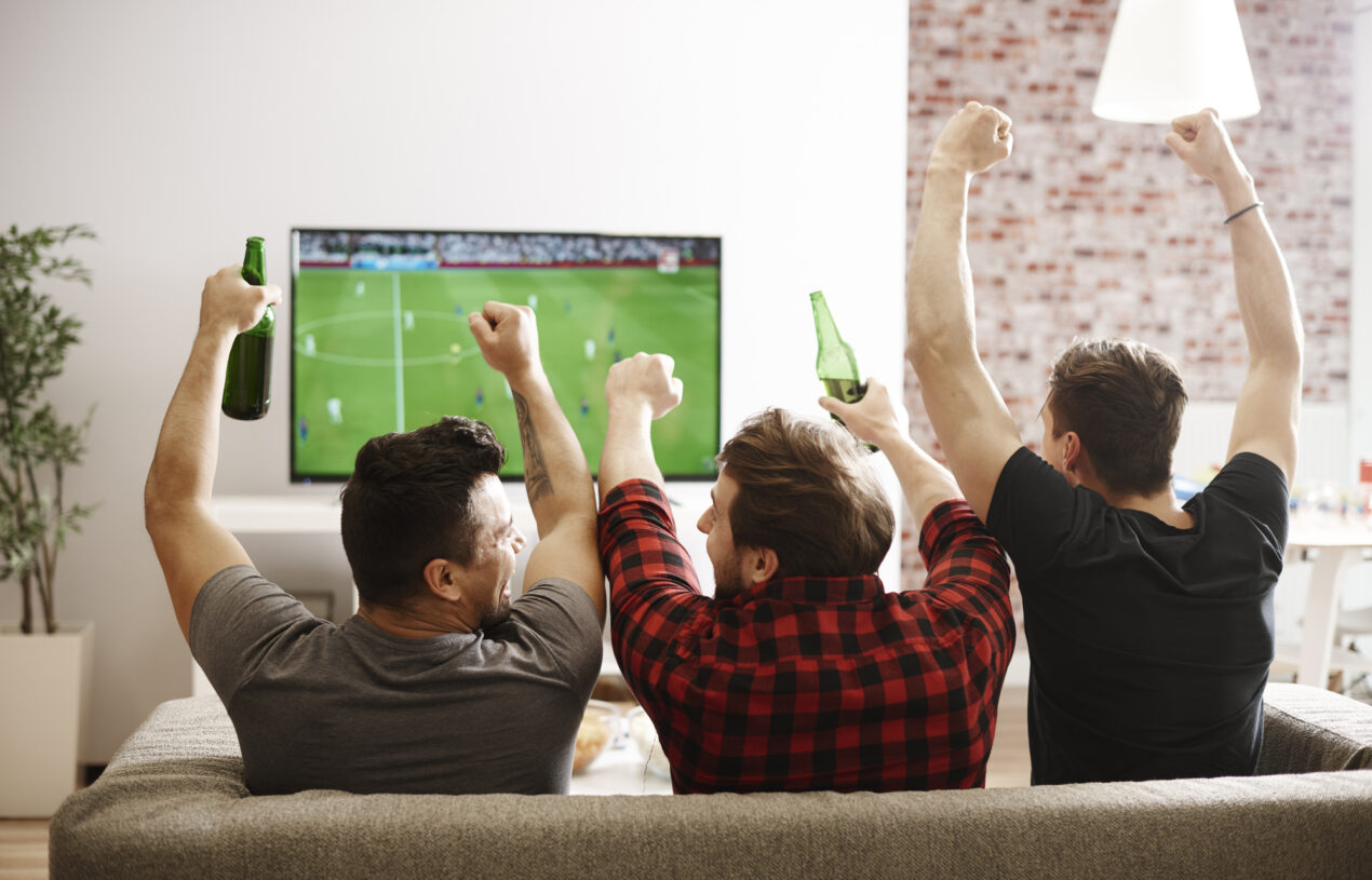 How to Build the Ultimate Entertainment Room In Your House